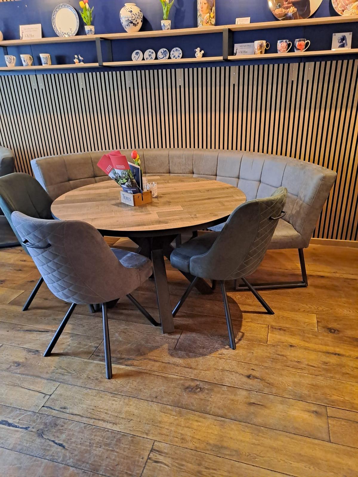 WhatsApp Image 2025-10-28 at 10.49.47